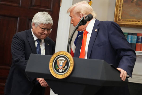 日本J1联赛
_特朗普吹嘘:我一威胁要征100%税日本J1联赛
,台积电就乖乖来美国建厂了