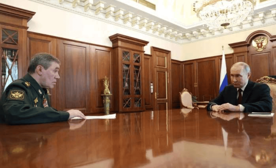 皇冠信用网登2代理_金灿荣：特朗普小瞧普京了皇冠信用网登2代理，还发“最后通牒”，很傻很天真