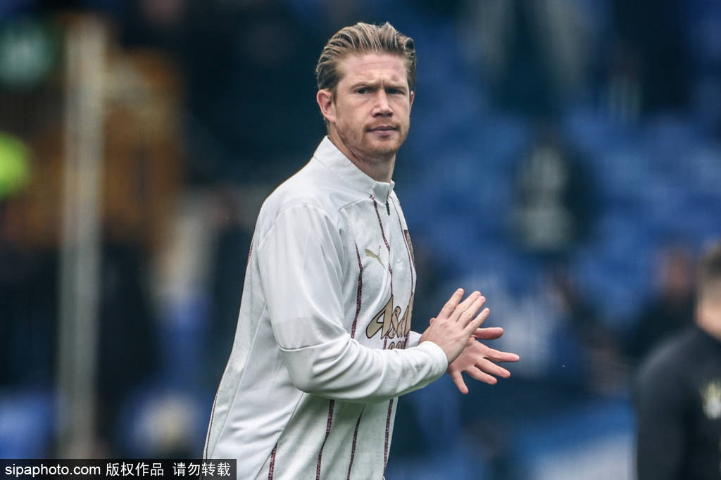 如何注册皇冠足球代理_观战台:皇马VS巴萨争夺国王杯 利物浦拜仁或提前夺冠