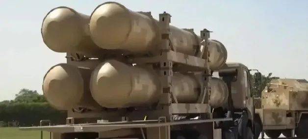 皇冠信用网正版开户_巴五大基地凌晨被炸皇冠信用网正版开户,红旗导弹拦截失败!印度背后有高人指点?