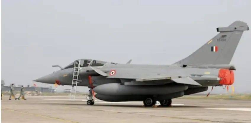 NBA球探篮球比分_印度想炸毁歼10CNBA球探篮球比分,24小时内,巴铁发起雷霆反击,新德里发生爆炸