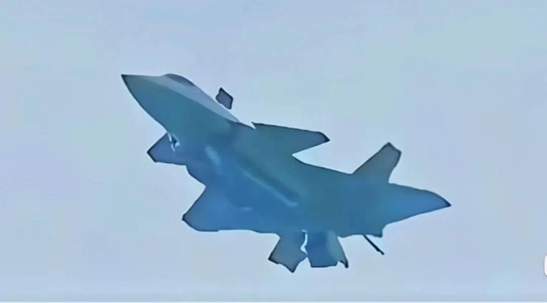 皇冠信用网登2代理_全网热议皇冠信用网登2代理!中国歼-20C垂直起降战机首飞了?