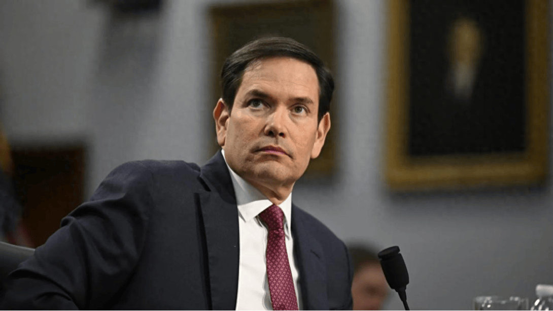 皇冠信用网怎么申请_特朗普野心暴露皇冠信用网怎么申请,27万中国学生可能被无情遣返!中方4个字说明一切