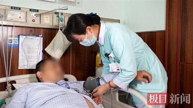 皇冠信用網出租_一天两包烟、顿顿吃外卖皇冠信用網出租!40岁男子血管堵得一塌糊涂