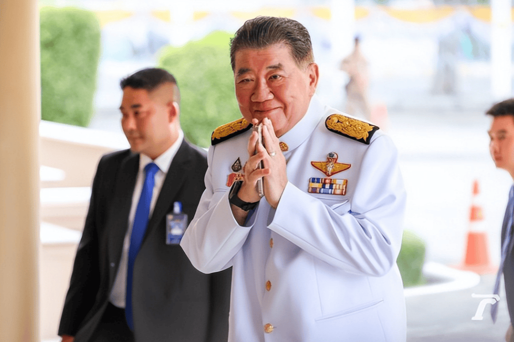 皇冠信用网盘口
_泰柬大打出手皇冠信用网盘口
,47国收到通报,洪森别无选择,中方话说得恰到好处