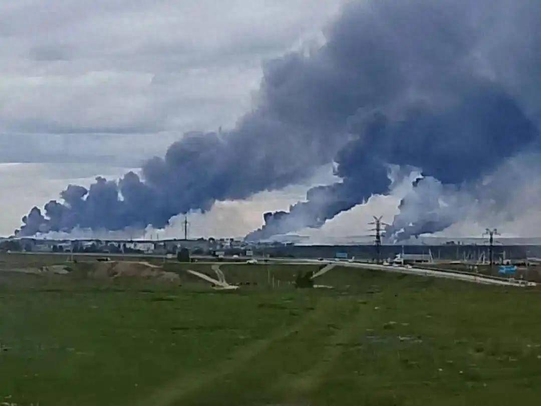 皇冠信用网登3代理_海湾战争一幕重现皇冠信用网登3代理,英国防部:俄把战机埋土里,躲避乌无人机袭击