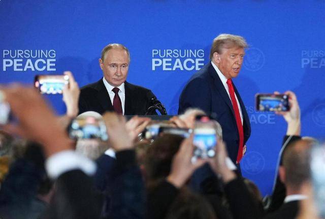 皇冠信用網登3代理
_普京让步:同意美国保护乌克兰皇冠信用網登3代理
,但要中国担保?泽连斯基高兴早了