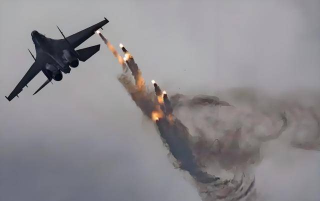 高柏vs慕拉
_美司令:台海若开战高柏vs慕拉
,我们90%战机会被瞬间摧毁!这还怎么打?