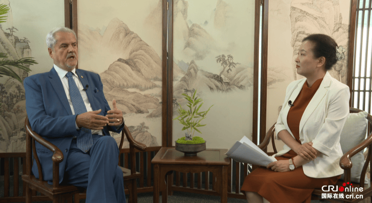 阿尔梅里亚vs桑坦德_罗马尼亚前总理讷斯塔塞：中国九三阅兵是当代人的一堂团结必修课