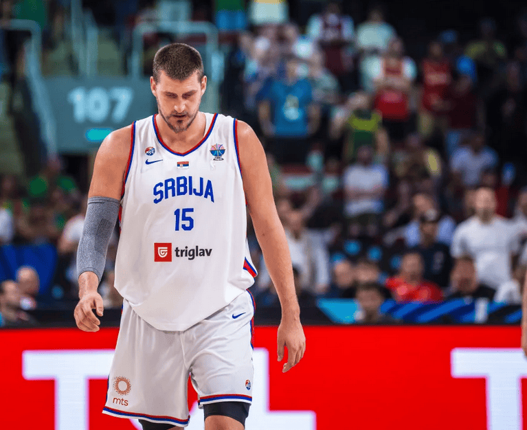 克拉伦斯斑马vs格莱诺基骑士_芬兰爆冷淘汰塞尔维亚克拉伦斯斑马vs格莱诺基骑士！约基奇33+8马尔卡宁29+8