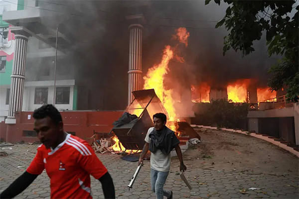 西班牙乙组联赛_总理辞职、政府大楼被烧……尼泊尔发生了什么西班牙乙组联赛?