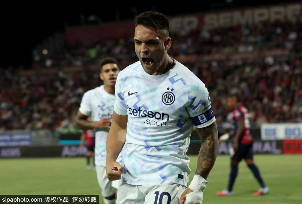 皇冠信用網足球代理_观战台：巴萨火拼巴黎+皇马远征 拜仁冲击开局九连胜