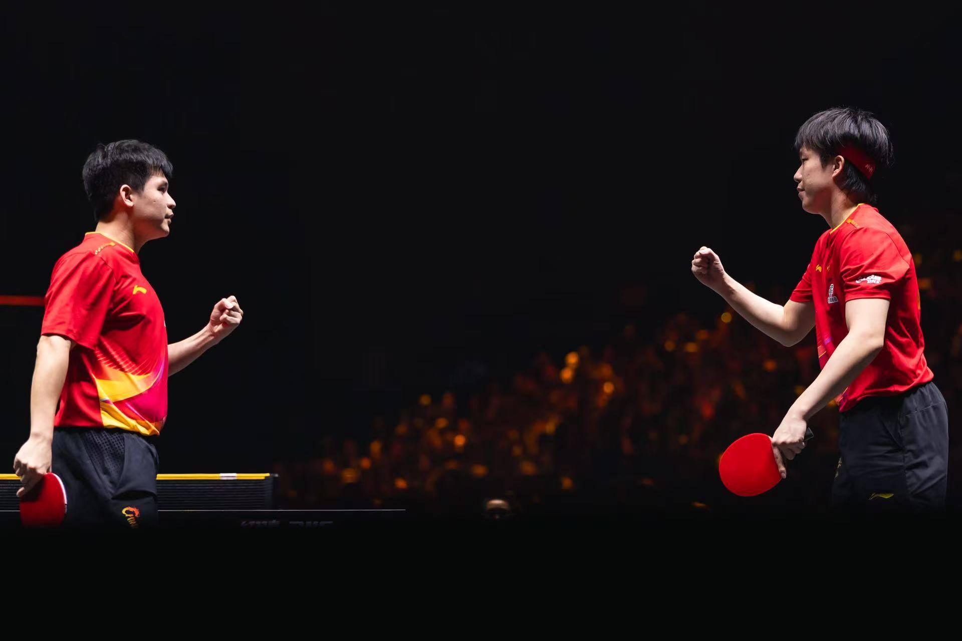 皇冠足球管理平台出租_WTT中国大满贯携手林诗栋登顶 王楚钦：赢下第二局非常关键