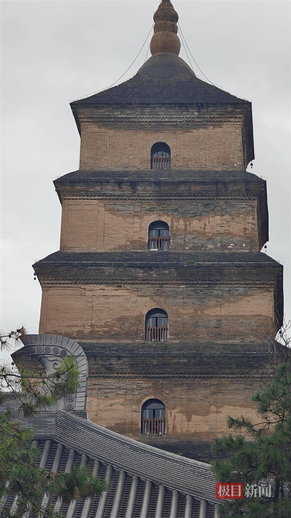 怎么开皇冠信用
_西安连续一个多月降雨遍地长蘑菇怎么开皇冠信用
，大雁塔受潮，城墙布满青苔，气象局解释成因