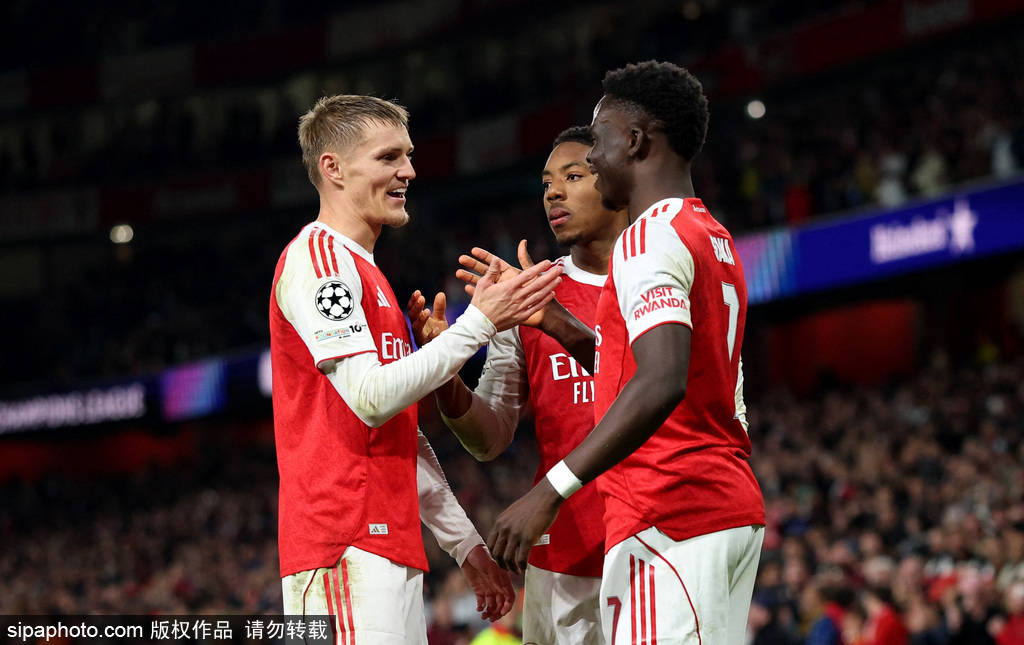 皇冠信用網代理
_观战台:利物浦大战曼联+拜仁火拼多特 阿森纳冲五连胜