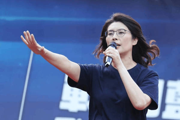 皇冠信用网代理
_当选国民党主席皇冠信用网代理
,郑丽文发声