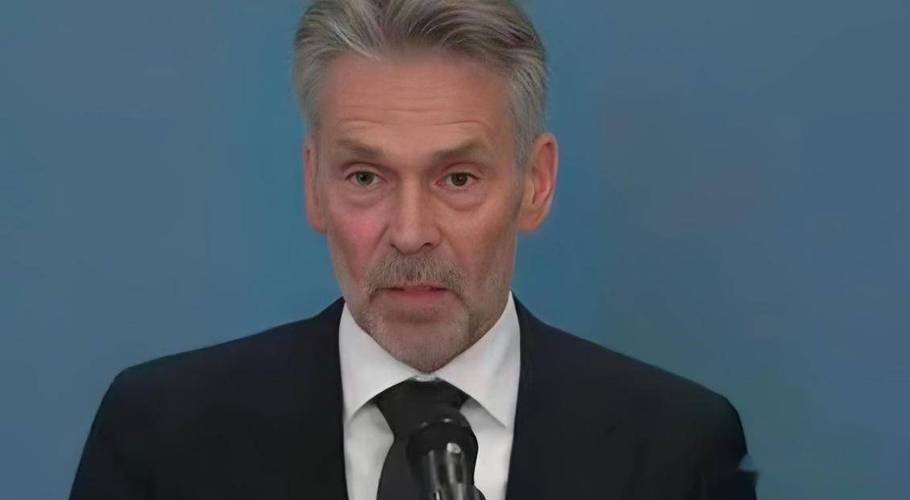 皇冠足球平台代理
_荷兰慌了皇冠足球平台代理
，安世中国已恢复供货，但有一个条件，必须用人民币结算！