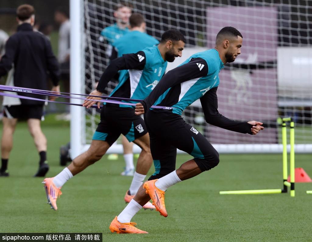 欧冠足球赛
_卡雷拉斯的完美防守:主防萨拉赫的成功之道与数据解析