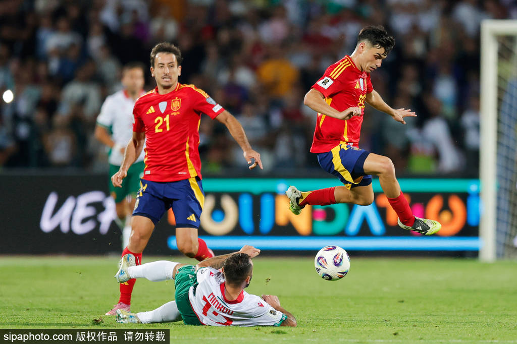 皇冠信用开户
_观战台：法国荷兰葡萄牙赢球进世界杯 英格兰力争七连胜