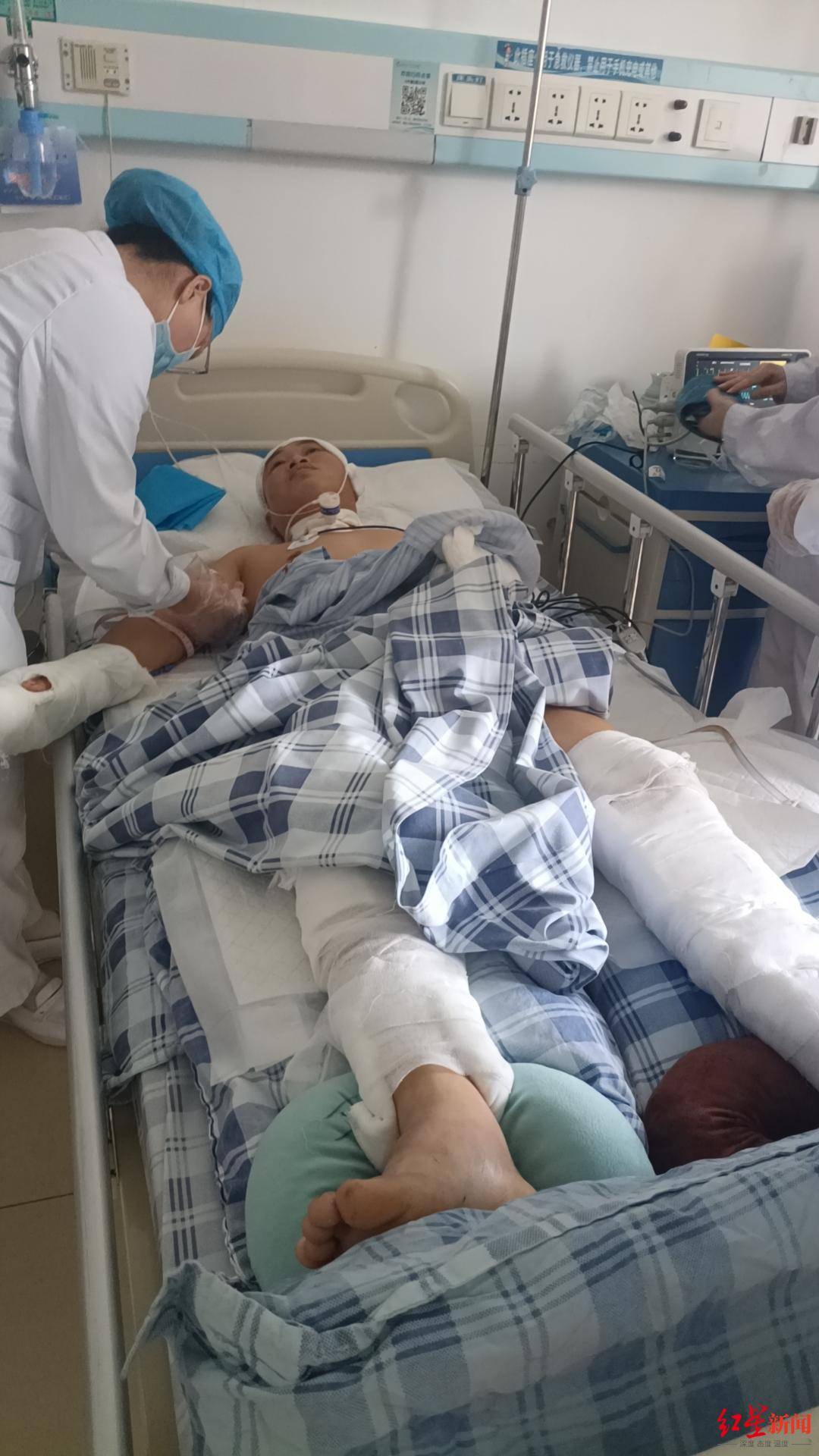 皇冠信用网登2代理
_男子借宿同学家皇冠信用网登2代理
，隔日持刀行凶致1死1重伤 死者妹妹：他作案前还主动让大哥陪做胃镜