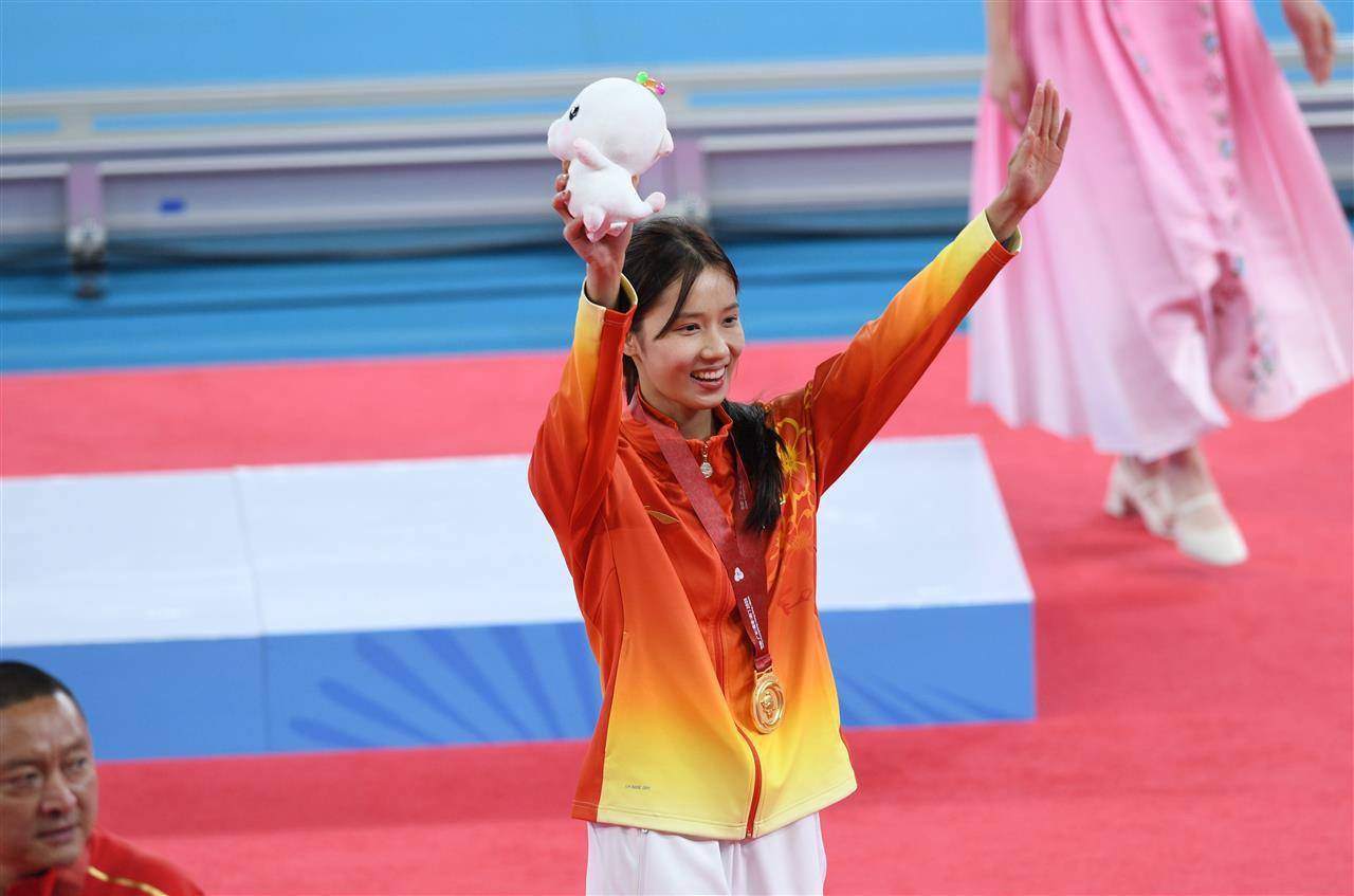 皇冠信用网如何申请
_清华学霸皇冠信用网如何申请
，一跃登顶！湖北选手邵雨琪摘得全运会女子跳高金牌