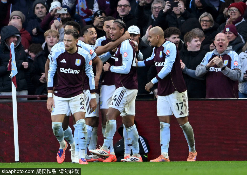 摩洛哥足球
_马丁内斯的传奇之夜：7次扑救助维拉逆转阿森纳摩洛哥足球
！