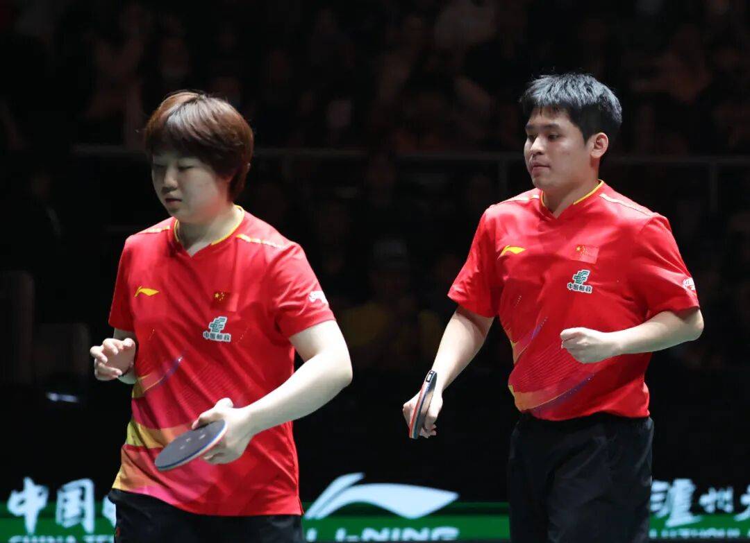 巴拉圭足球
_中国队全胜进4强巴拉圭足球
，半决赛将战韩国队 | 混团世界杯