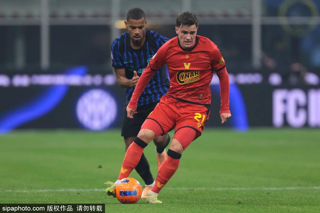 澳大利亚足球
_意甲风云再起！国际米兰4-0横扫科莫澳大利亚足球
，齐沃战术大胜法布雷加斯夺榜首