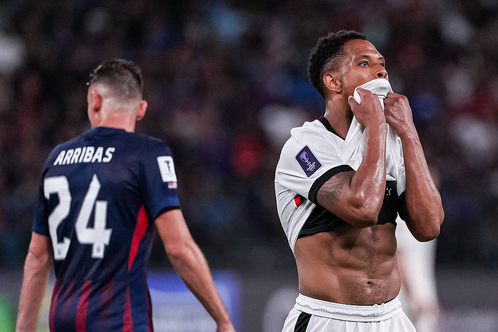 皇冠信用网登3代理
_亚冠-陈威神勇门柱帮忙 海港面对48射0-0逼平柔佛抢一分