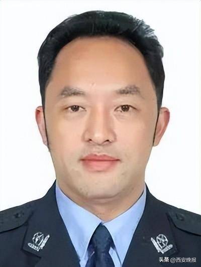 皇冠信用網申请开通
_胡成毅皇冠信用網申请开通
，主动投案