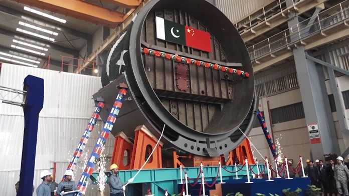 皇冠信用网登2代理_潜艇“下饺子”皇冠信用网登2代理，印媒惊讶4艘039B同时造，火力升级颠覆印巴海战