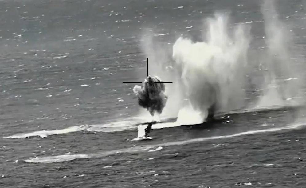 皇冠信用网正版_两岸统一利器！炸入台岛24海里皇冠信用网正版，解放军倾泻火力，台军只剩1分钟