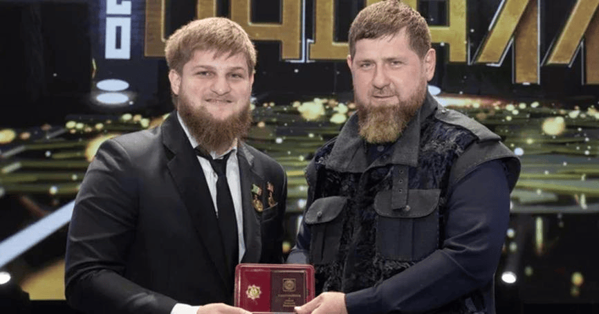 皇冠比分
_斩首或活捉!卡德罗夫就等普京一声令下皇冠比分
,乌军已最高戒备,基辅高官惶惶不安