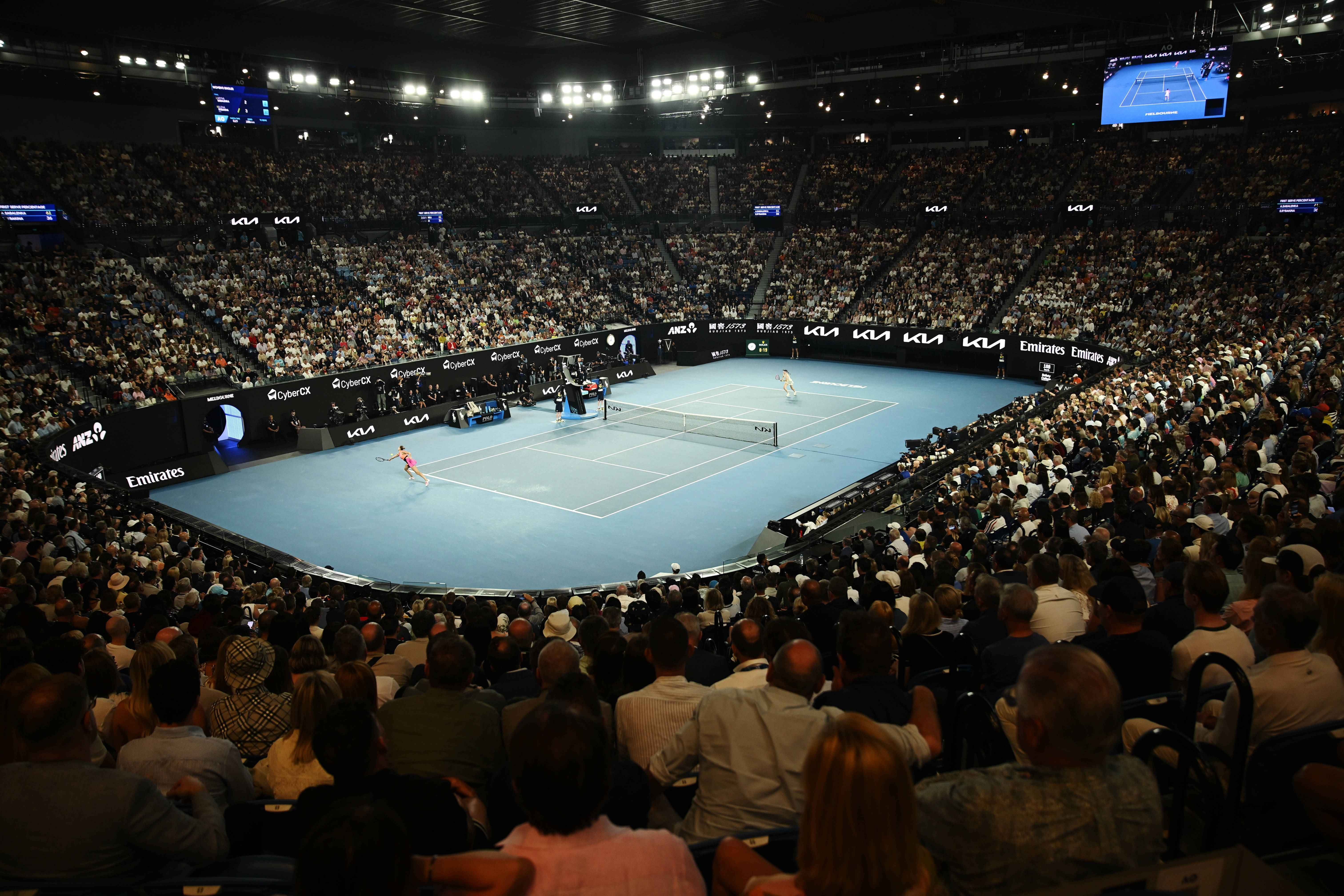 皇冠信用网出租足球_（体育）网球——澳网女单决赛：莱巴金娜对阵萨巴伦卡