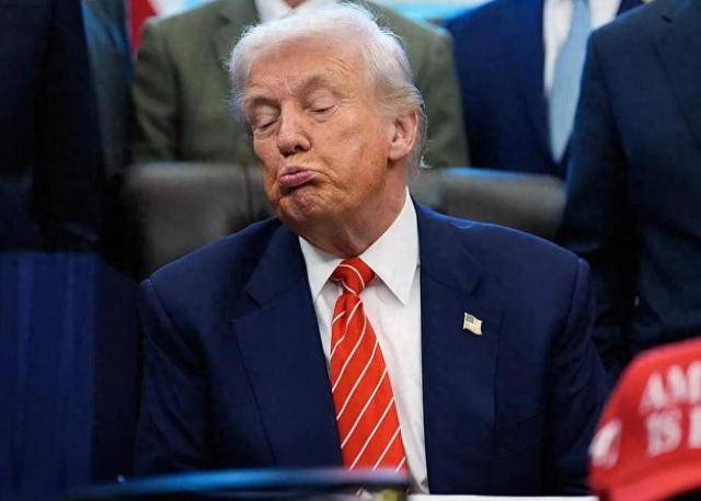 皇冠信用网代理
_第15轮反击来了!伊朗摧毁美国指挥中心皇冠信用网代理
,头号强援也就位,特朗普无奈改口了