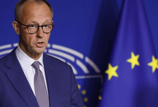 9球体育直播网_风向变了！全球同时收到消息9球体育直播网，美国人宣布：特朗普“帮了中国大忙”